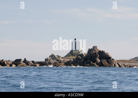 Schwarz / weiß gestreift Navigation Tag Mark auf den Westmost Punkt von St. Agnes Stockfoto