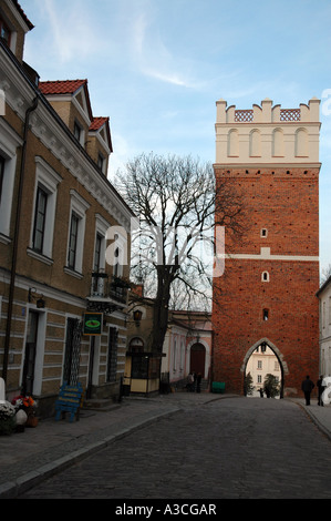 Das Opatowska Tor gotischen Tor zur alten Stadt Sandomierz in Polen Stockfoto