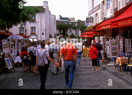 Menschen paar Touristen Besucher Place du Tertre Viertel Montmartre Paris Ile France Europe Stockfoto