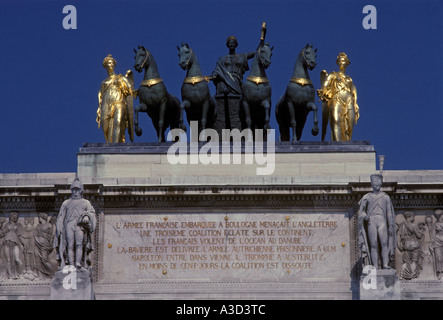 Quadriga auf Arc de Triomphe du Carrousel am Tuileries Garten Paris Ile de France Region Region Frankreich Europa Stockfoto