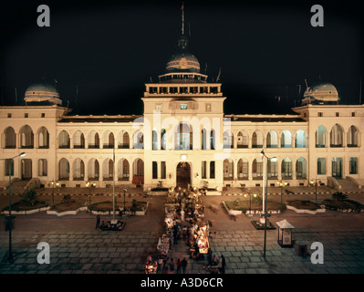 Historisches Archiv Ansicht der Suez Canal Authority (SCA) lokalen Waterfront Verwaltungsbüro Gebäude gebaut in1893 Flutlichter in 1993 Port Said Ägypten Stockfoto