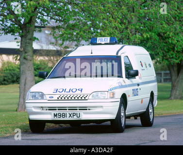 1995 Ford Escort Ecostar Elektro Polizei van Stockfoto