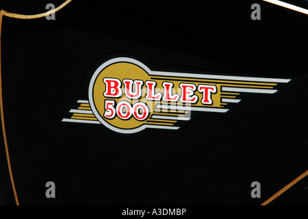 Schreiben von Bullet 500 auf eine Royal Enfield Bullet 500-Motorrad Stockfoto