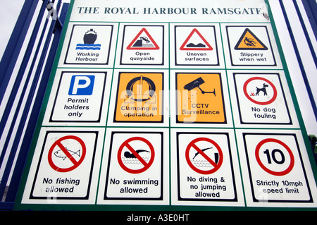 Einschränkung zu stoppen Dont tun es Schilder am Eingang zu den Royal Harbour in Ramsgate Kent England UK Stockfoto