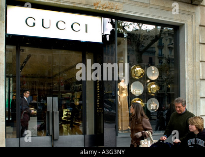 Gucci Passeig de Gracia trendige Mode-Luxus Mode Barcelona Spanien Stockfoto