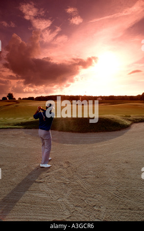 Golfspieler aus Sandfang Stockfoto
