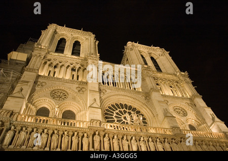 Zu der Kathedrale Notre Dame in Paris Frankreich vor den verheerenden April 15, 2019 Feuer. Stockfoto