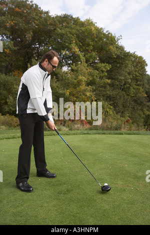 Mann, Golfen Stockfoto