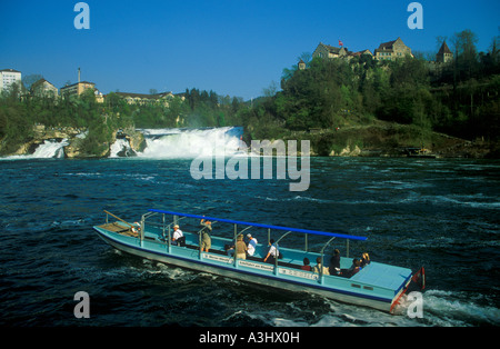 Fluss Rheinfall bei Schaffhausen in der Schweiz Stockfoto