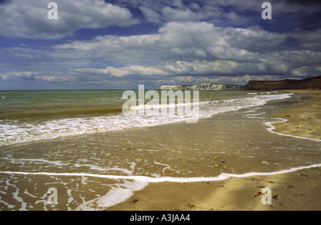 Compton und Freshwater Bay gesehen von Brook Bay Isle Of Wight England UK Stockfoto