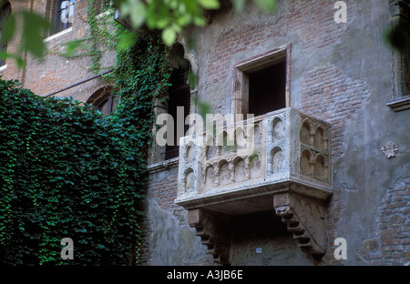 Julias Balkon Casa di Giulietta Juliets Haus von Shakespeares Romeo Juliet Verona Italien Stockfoto