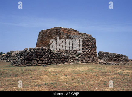 Der Losa Nuraghe in der Nähe von Abbasanta Sardinien Stockfoto