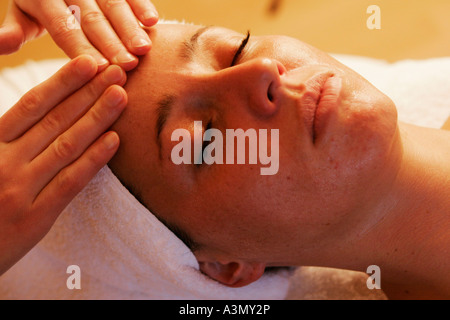 Haut Treatmant in einem Schönheitssalon Stockfoto