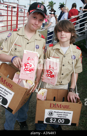 Miami Florida, Homestead, Championship Rodeo, Jungen, Jungen, Kinder, Pfadfinder, Popcorn verkaufen, Lions Club, Charity, FL060130470 Stockfoto