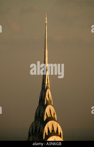 Blick auf das Chrysler Building von der Bildfläche oben auf dem Rockefeller Center in New York City USA Oktober 2005 Top-Rock Stockfoto