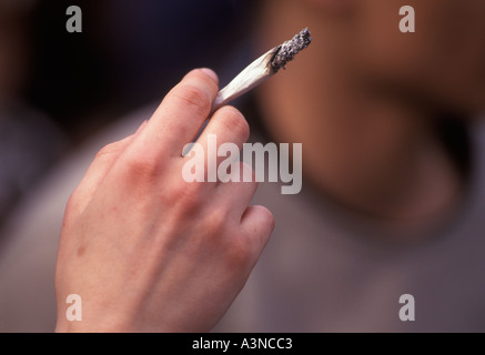 Legalisierung von Cannabis Rally und März Brixton Clapham Common, London England 1980 s 80 s UK HOMER SYKES Stockfoto