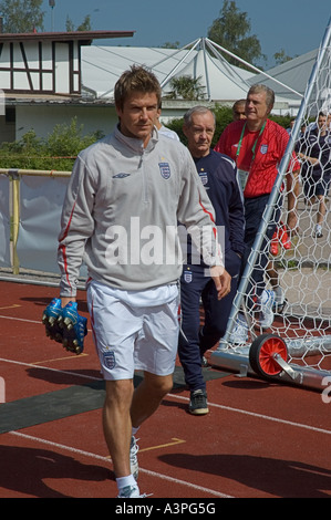 David Beckham kommt bei der England-Trainingslager in Baden Baden während WM2006 Stockfoto