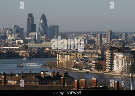 29. Januar 2006 Skyline von London und Themse vom Greenwich Park England aus gesehen Stockfoto
