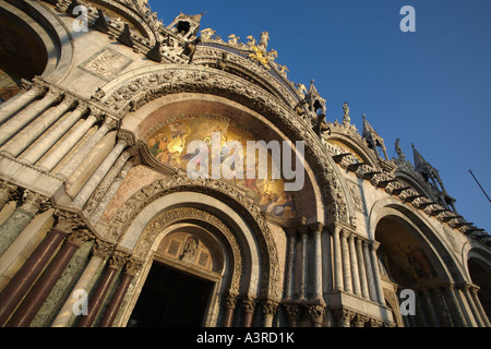 Str. kennzeichneten Basilica. Der berühmte Markusplatz, San Marco, Venedig, Italien Stockfoto