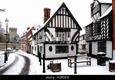 Oken Haus, Schnee, Warwick, Warwickshire, England, UK Stockfoto