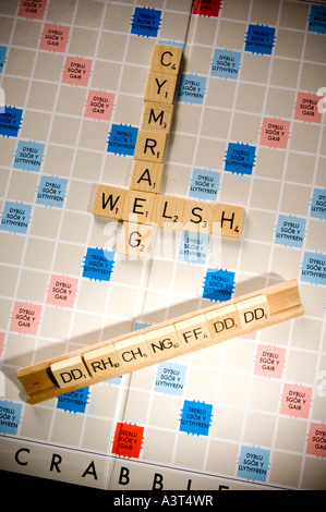 WELSH scrabble Spiel mit nur doppelte Buchstabensteine Stockfoto