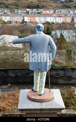 Statue des Kohle-Besitzers Archibald Hood Llwnypia Rhondda Valley South Wales UK GB Stockfoto