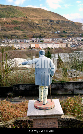 Statue des Kohle-Besitzers Archibald Hood Llwnypia Rhondda Valley South Wales UK GB Stockfoto