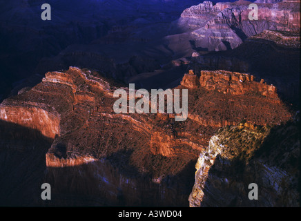 das Schlachtschiff betrachtet von Hopi Point West Rim Trail Nationalpark Grand Canyon Arizona USA Stockfoto