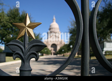 Sterne am Eingangstor des State Capitol Gebäude in Austin, TX Stockfoto