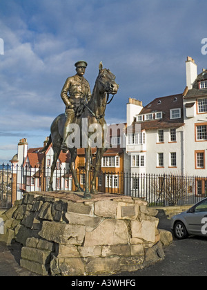 Field Marshal Douglas Haig first Earl Haig ganz Statue auf der Esplanade vor Edinburgh Castle Stockfoto