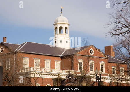 Glockenturm an der Harvard University in Cambridge, Massachusetts Stockfoto