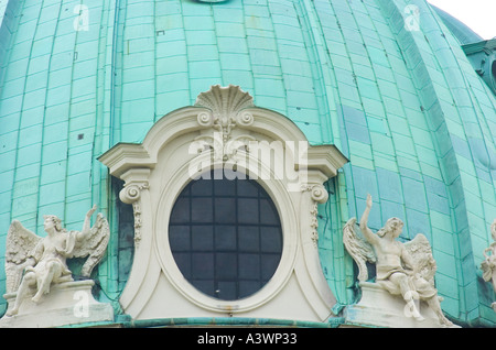 21 07 04 Wien Österreich Kathedrale Karlskirche Foto copyright Barry Cronin Chromepix com Stockfoto