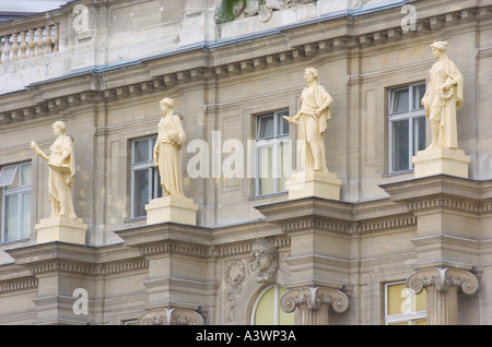 21 07 04 Wien Österreich Kathedrale Karlskirche Foto copyright Barry Cronin Chromepix com Stockfoto