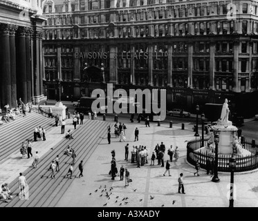 Geographie/Reise, Großbritannien, London, Plätze, vor der St Paul Kathedrale, 1950er Jahre, Stockfoto