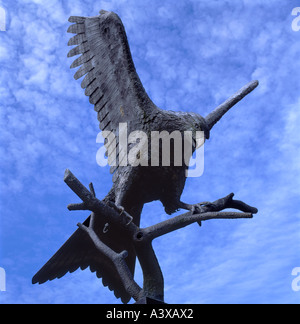 Rotmilan Statue Llanwrtyd Wells Powys, Wales UK Stockfoto