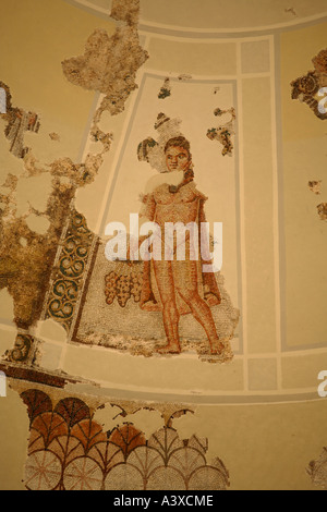 Gewölbten Mausoleum in der römischen Villa von Centcelles Stockfoto