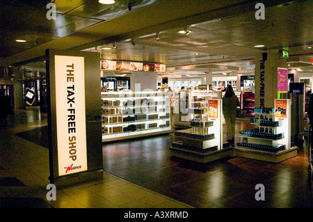 Kastrup Flughafen Kopenhagen Dänemark The Tax-free-shop Stockfoto