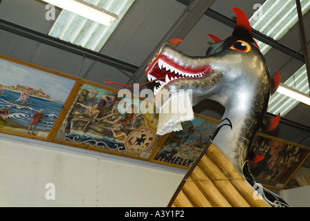 Dh Up Helly Aa Galey Shed Lerwick Shetland Longship Galeere Prow In Der 