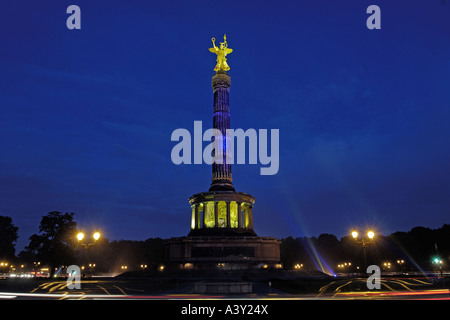 beleuchtete Siegessäule während des Festival of Lights 2006, Deutschland, Berlin Stockfoto