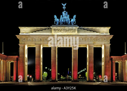 illuminierte Brandenburger Tor während des Festival of Lights 2006, Deutschland, Berlin Stockfoto