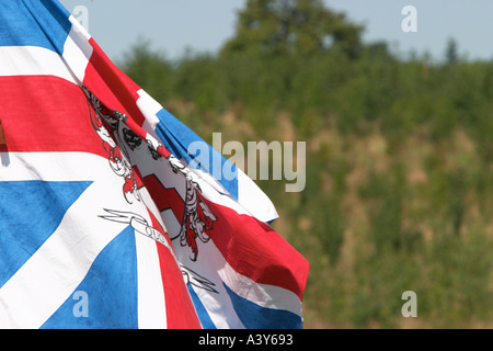 Festival der Geschichte Stoneleigh 2004 Mitglied der Spitze Wars britische Kräfte Flagge Stockfoto