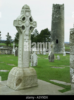 Reise/Geographie, Irland, Clonmacnoise, Denkmäler, Südkreuz in der Nähe des Tempels Doolin, Ostseite, 9. Jahrhundert, historisch, Europa, County Kildare, Religion, christenheit, bildende Kunst, religiöse Kunst, Mittelalter, Skulptur, Skulpturen, Stein, Granit, keltisch, Zierde, hoch, Mittelalter, Stockfoto