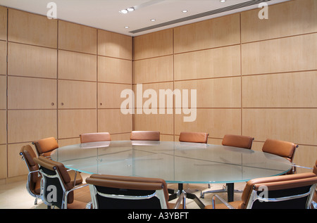 leeres Büro-Meeting-Raum Stockfoto