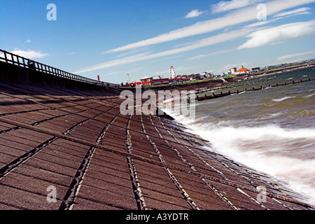 Format Landschaftsbild von Aberdeen Strand Meer Barriere abstrakt verblassen in der Ferne Stockfoto