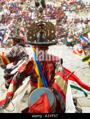 Tänzerin bei Paro Tsechu in Bhutan, das Land des Donnerdrachens Stockfoto