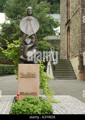 Skulptur des geheiligten Goar, Gründer der Stadt, Deutschland, Rheinland-Pfalz, St. Goar Stockfoto