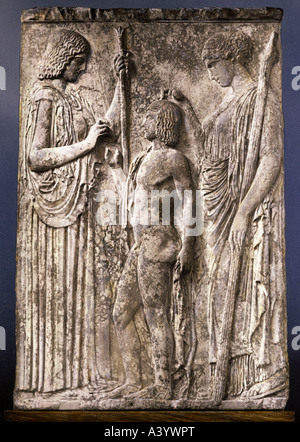 Bildende Kunst, antike, Griechenland, Relief, Demeter, Triptolemos & Kore (Persephone), Marmor, Eleusis, 5. Jahrhundert v. Chr., Athen Nati Stockfoto