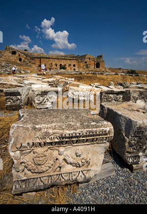 Gefallenen Spalten Hierapolis Pamukkale-Türkei Stockfoto