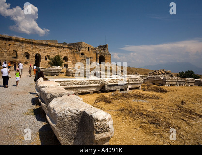 Gefallenen Spalten Hierapolis Pamukkale-Türkei Stockfoto