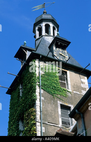 Das alte Rathaus, der Glockenturm aus dem 17. Jahrhundert, Nuits-Saint-Georges, Côte de Nuits, Côte d'Or, Burgund, Frankreich, Europa Stockfoto